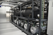 Průmyslové tepelné čerpadlo s chladivem CO2 o výkonu 1800 kW - CZT